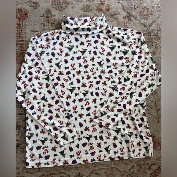Retro turtle neck holiday print long sleeve top - Picture 2 of 4